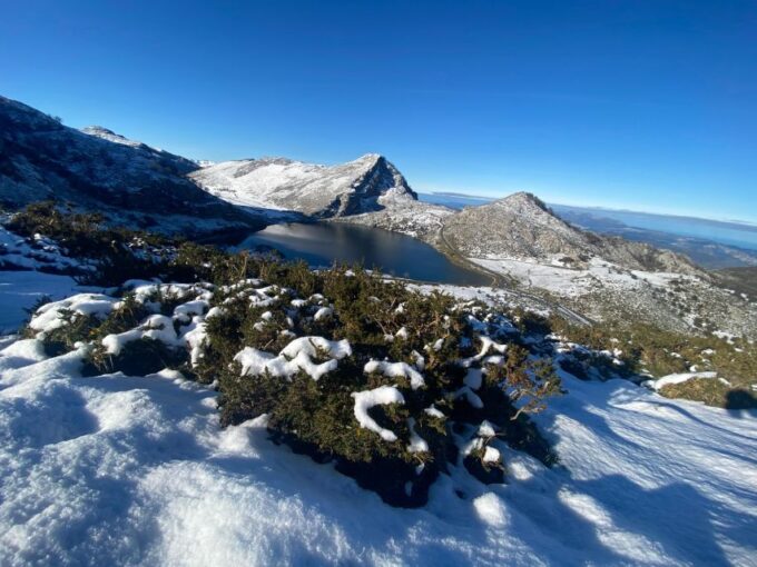 Covadonga and Lakes and Occidental Coast Private Tour - Lastres