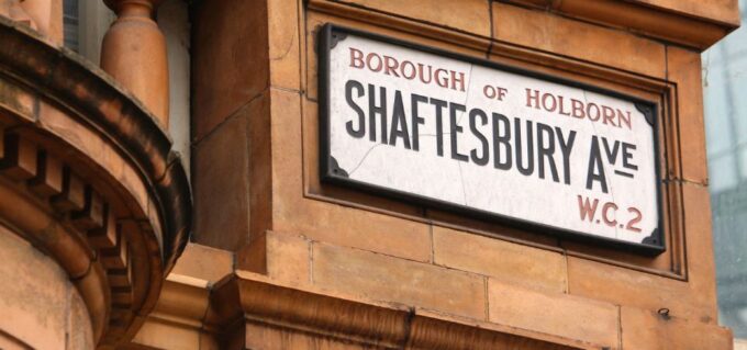 Covent Garden to Piccadilly Circus Walking Tour With an App - Practical Information