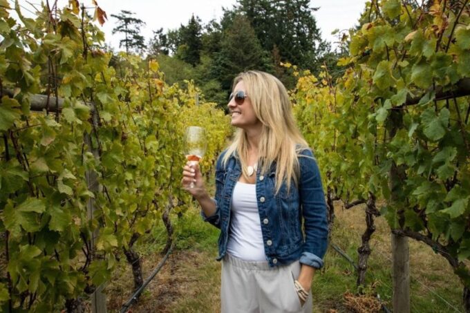 Cowichan Valley Premium Wine Tour - Private Group Experience
