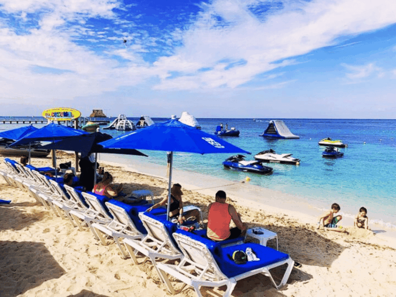 Cozumel: Best Day Pass at San Francisco Fun Beach Club - What to Bring