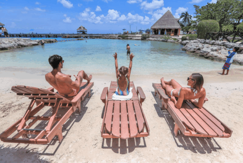 Cozumel: Downtown and Chankanaab Park - Cultural and Historical Exploration