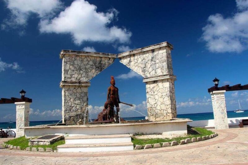 Cozumel Historical Walking Tour With Lunch - Experience Highlights