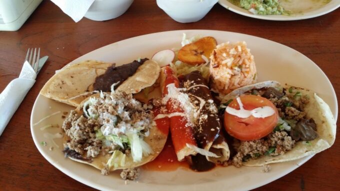 Cozumel Historical Walking Tour With Lunch - Restrictions and Walking Level