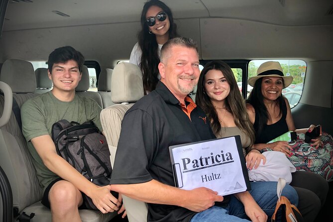 Cozumel Private Airport Transfer - Vehicle Specifications