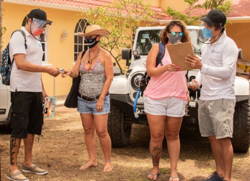 Cozumel Private Jeep Tour With Lunch and Snorkeling - Key Points