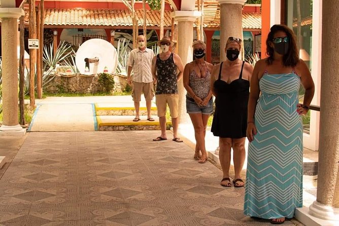Cozumel Private Jeep Tour With Snorkeling Experience and Lunch - Inclusions and Amenities