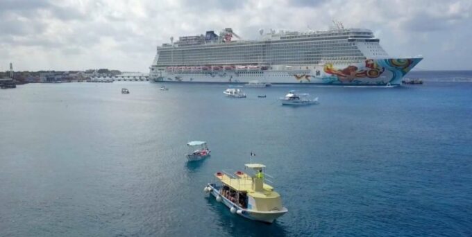 Cozumel: Private VIP Glass Bottom-Boat and Snorkeling Tour - Frequently Asked Questions
