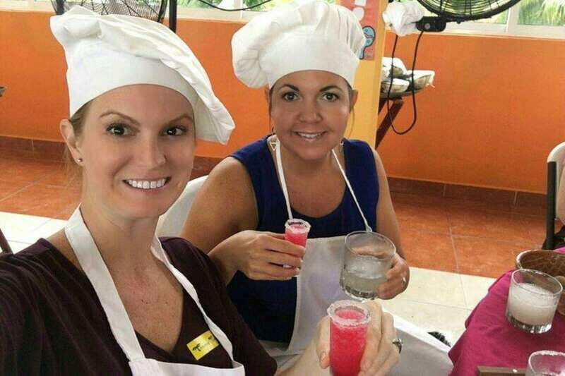 Cozumel: Salsa and Salsa Cooking and Dancing Experience - Why This Tour Might Be Perfect for You