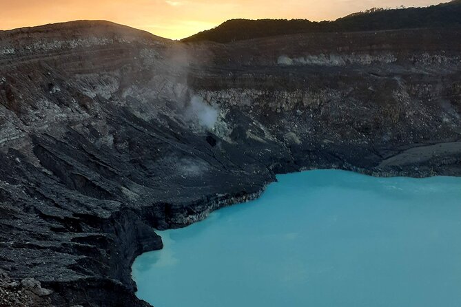 CR Natural Wonders Trek. Bajos Del Toro the Waterfall Trail + Poas Volcano. - Key Points