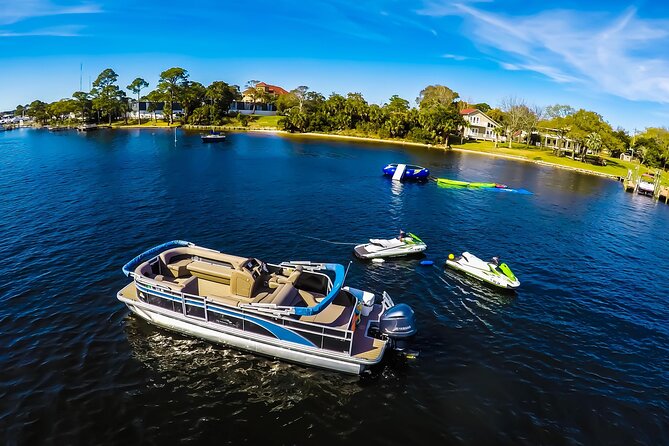 Crab Island: Pontoon Boat Rentals - Age and Certification Requirements
