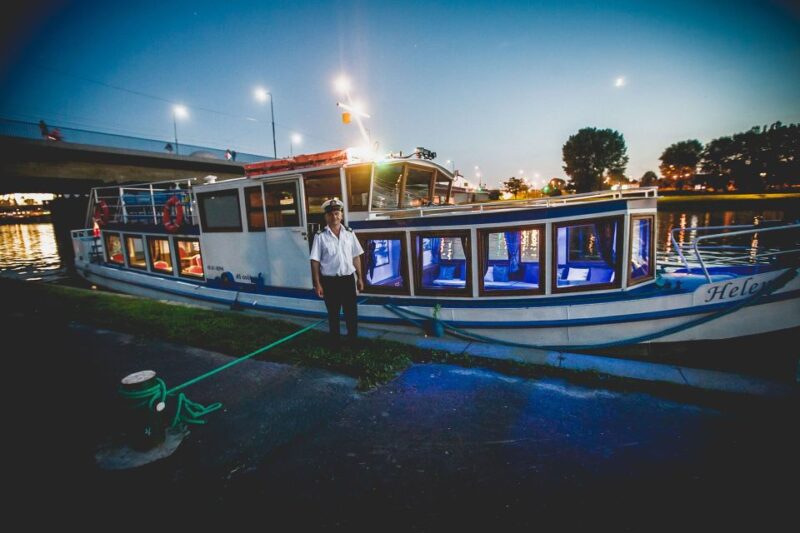 Cracow: Private Evening Boat Tour - Tour Inclusions