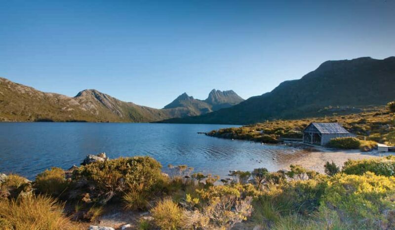 Cradle Mountain: Fully Guided Dove Lake Day Tour with Lunch - The Guided Walk Around Dove Lake