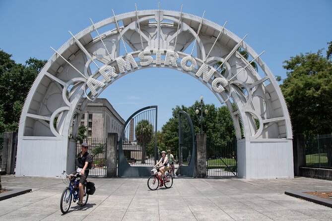 Craft Beer and French Quarter Bike Tour in New Orleans - Exploring the French Quarter