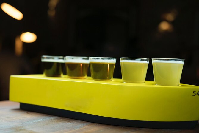 Craft Beer & Rum Tasting in Bohemian El Cangrejo - Exploring the Meeting Point