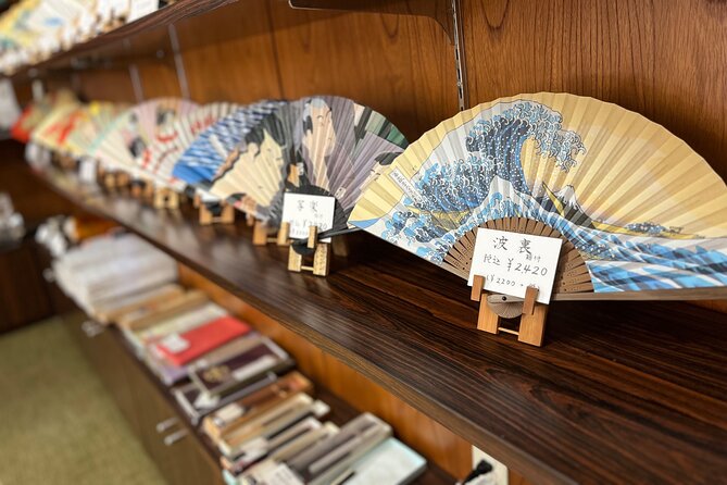 Craft Your Own Folding Fan With a Japanese Fan-Making Expert - Step-by-Step Guide to Creating Your Own Folding Fan