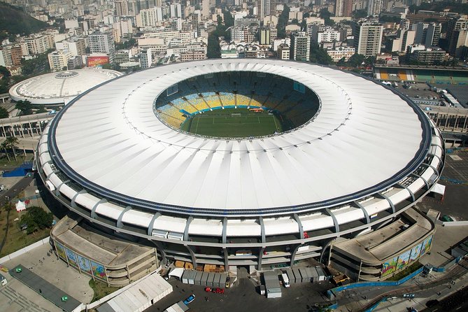 Crazy for Football - Tour Maracanã & Flamengo - Pickup and Transportation