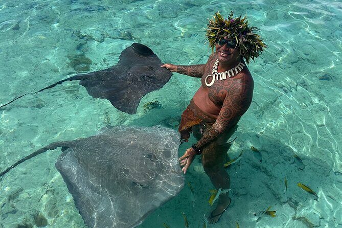 Crazy sea horse Bora Bora Comfortable boat, snorkeling and lunch - The Motu Lunch: A Polynesian Feast