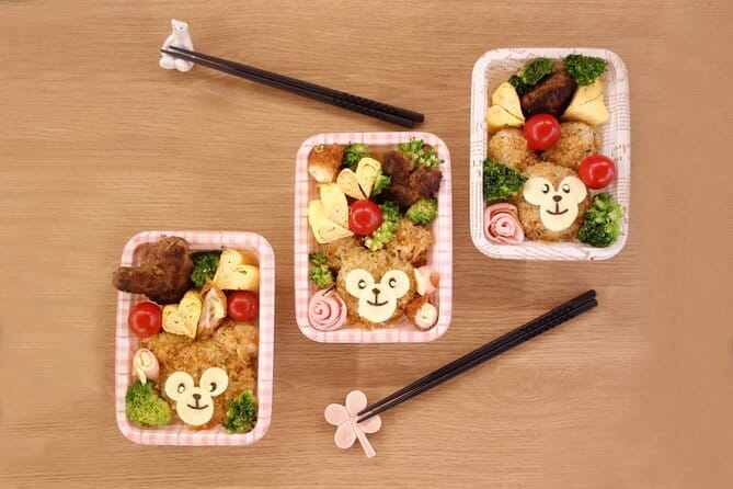 Create a Kawaii Teddy Bear Bento in Tokyo - Preparing the Teddy Bear Bento