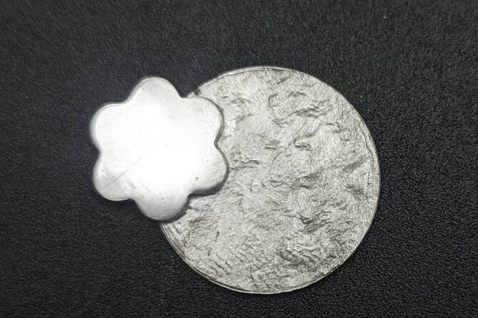 Create a Personalised Charm in Silver - What to Expect During the Session
