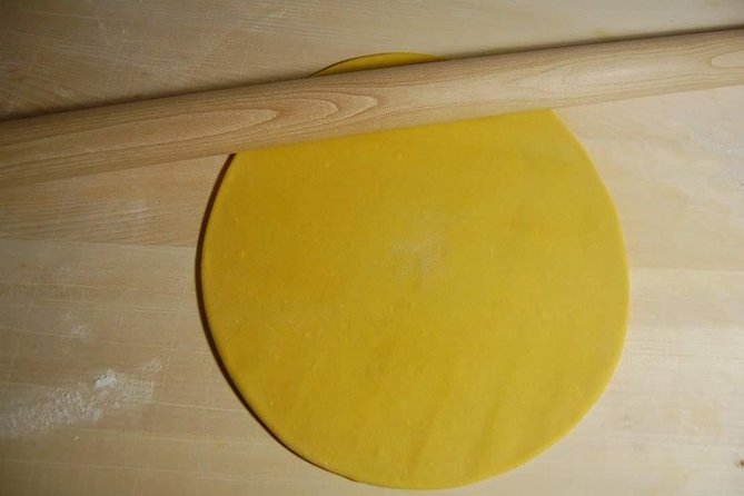 Create Your Own Homemade Pasta With a Professional Pasta Maker in Bologna - Meet Your Pasta-Making Instructor