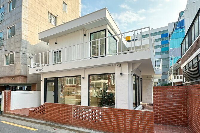 Create Your Own Luxury Niche Perfume in Hongdae - Who Should Consider This Experience?