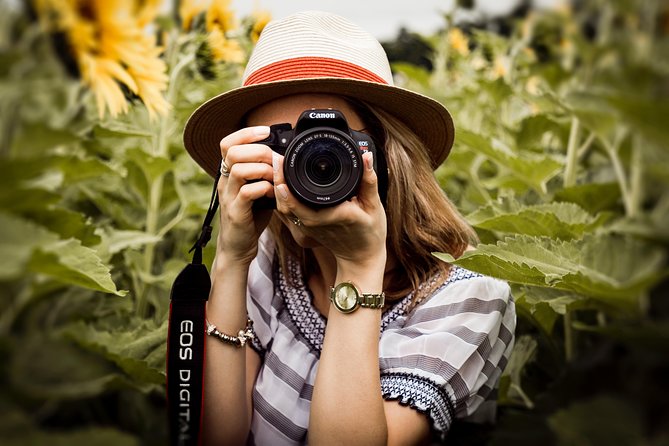 Creative Photo Workshop in Malaga - by OhMyGoodGuide - Accessibility and Participation