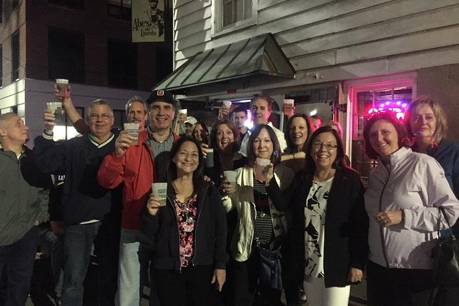 Creepy Crawl Night-Time Haunted Pub Walking Tour of Savannahs Historic District - Exploring Savannahs Haunted History