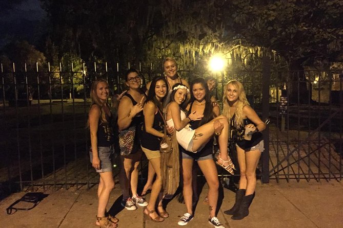 Creepy Crawl Night-Time Haunted Pub Walking Tour of Savannahs Historic District - Age Requirement and Meeting Details