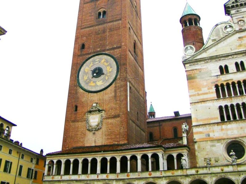 CREMONA Private Tour: Beautiful, Historic Close to Milan - Exploring Cremona