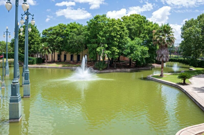 Crescent City Chronicles: The Heart of New Orleans - Tour Highlights and Itinerary