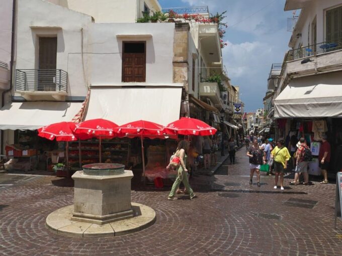 Crete: Arriving by Cruise Ship at Chania - Port of Souda - Optional Tour Guide Services