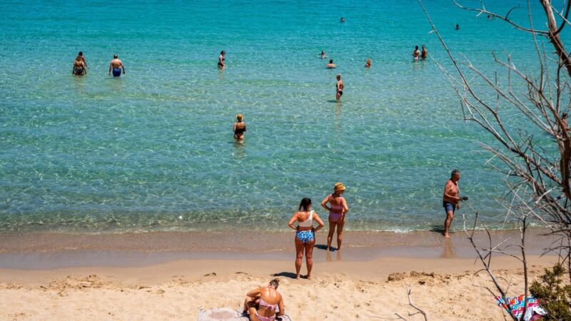 Crete: Full-Day Coach Trip to Voulisma Beach - Amenities and Activities