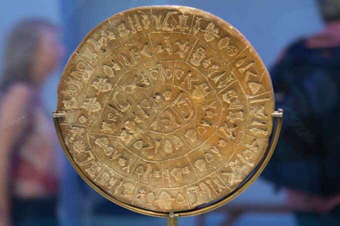 Crete: Knossos Palace, Archaeological Museum & Heraklion - Frequently Asked Questions
