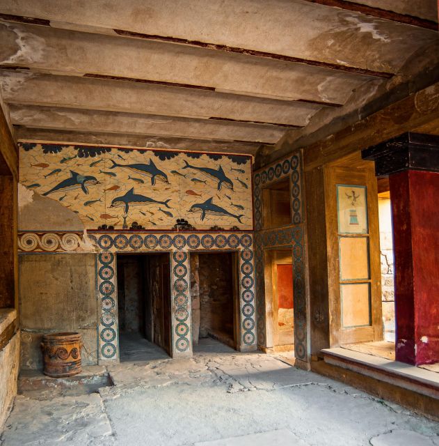Crete: Knossos Palace & Heraklion City Tour - Knossos Palace Exploration