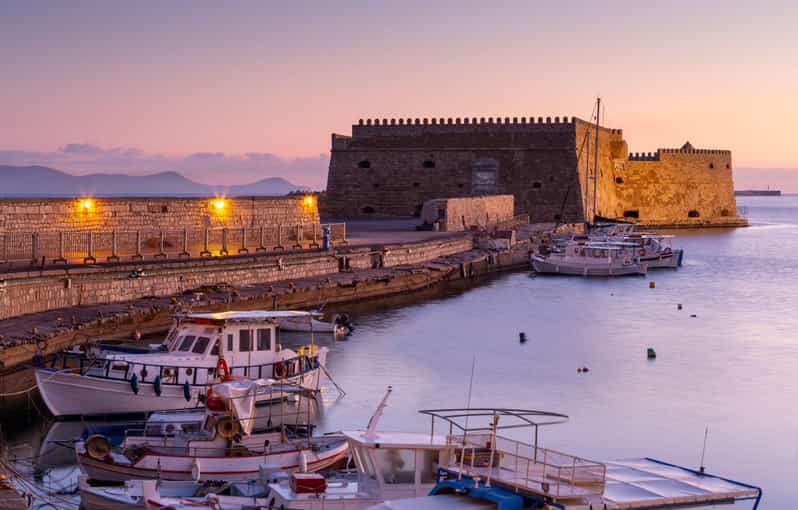 Crete: Knossos Palace & Heraklion Museum Private City Tour - Explore Knossos Palace