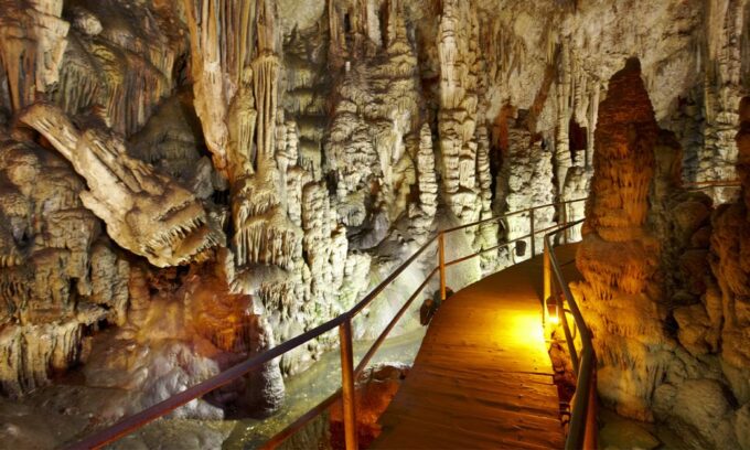 Crete: Lasithi Plateau, Zeus Cave, & Knossos Palace Day Trip - Frequently Asked Questions