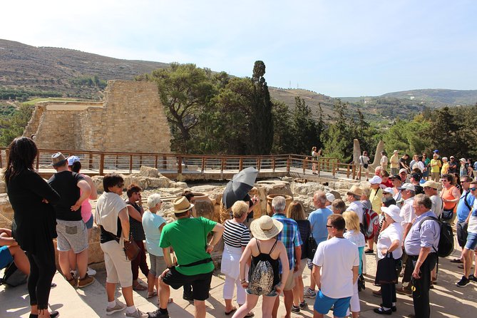 Crete Minoan Discovery Tour With Knossos Palace, Heraklion, and Live Dance Show - The Palace of Knossos
