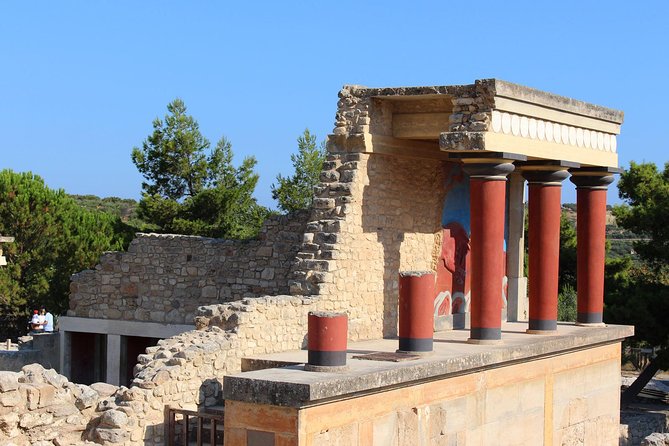 Crete Minoan Discovery Tour With Knossos Palace, Heraklion, and Live Dance Show - Convenient Pickup and Dropoff