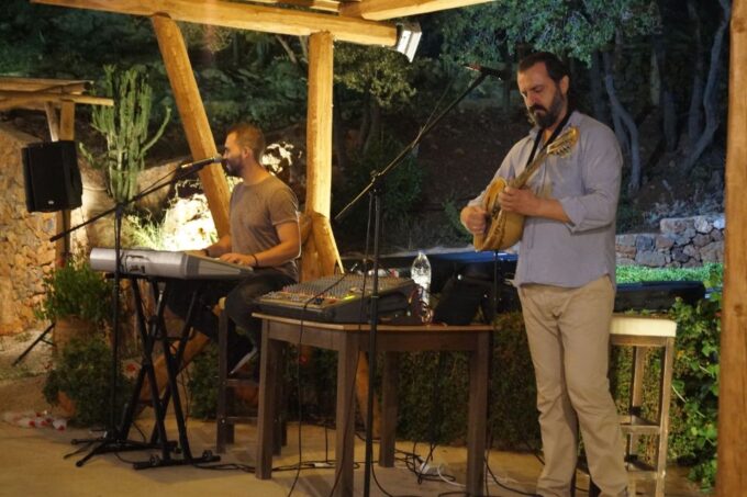 Crete: Olive Oil Factory Tour, Dinner & Traditional Dancing - Cretan Buffet Meal
