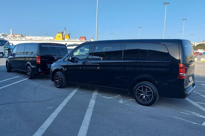 Crete Private Taxi and Transfer From Chania to Georgioupoli - Vehicle Amenities