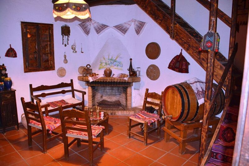 Crete: Traditional Dance Show and Buffet Dinner With Wine - Inclusions and Exclusions