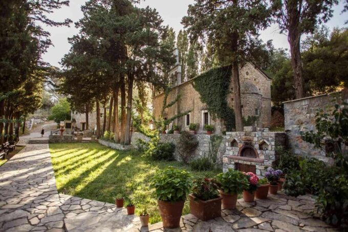 Crete, Visit Cave of Zeus, Taste 0live Oil and Cretan Food - Savoring Cretan Cuisine