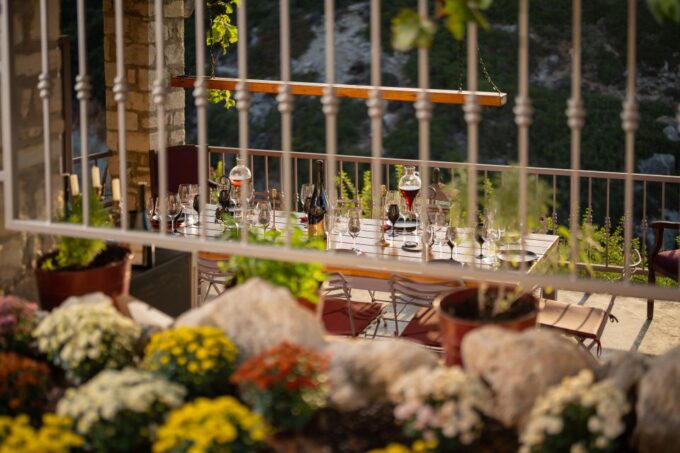 Crete: Wine Tasting & Food Experience Inside a Cretan Gorge - Traditional Cretan Dishes Explored