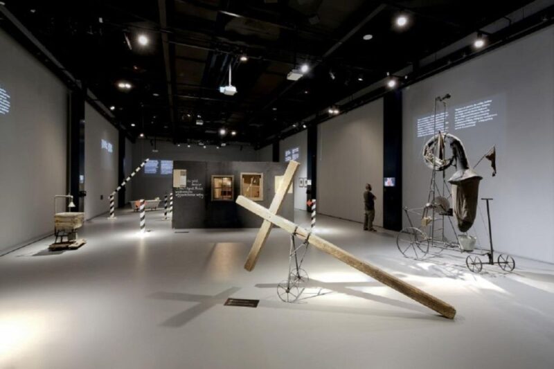 CRICOTEKA - Centre for the Documentation of the Art - Collection Highlights
