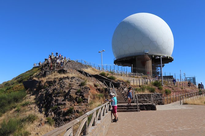 Cristo Rei, Arieiro Peak and Santo Da Serra 4x4 Experience - Pickup Information