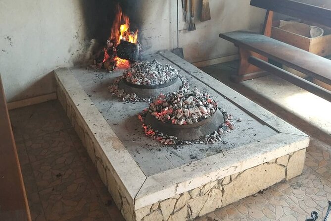 Croatian Traditional Cuisine: Peka Cooking Lesson - Hospitality and Tradition