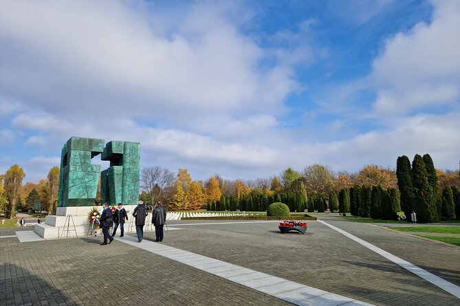 Croatian War Story: Hero City of Vukovar - Full Day Tour From Zagreb - Vukovar Water Tower and Eltz Castle