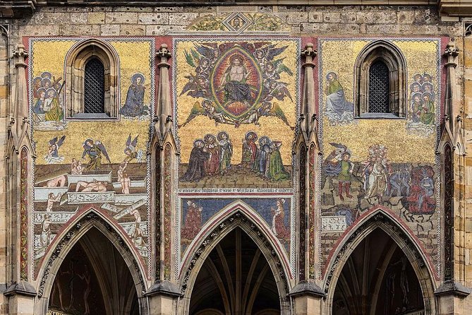 Crowd Free Prague : Early Morning City Private Walking Tour - Highlights of the Tour