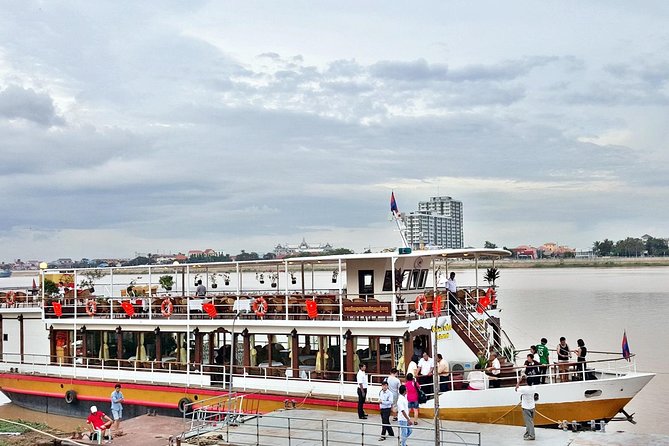 Cruise and Dine Along the Phnom Penh Skyline - Dietary Accommodations