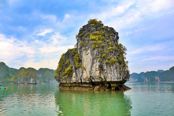 Cruise and Kayak on Lan Ha Bay Ha Long Bay With Local Experts - Group Size